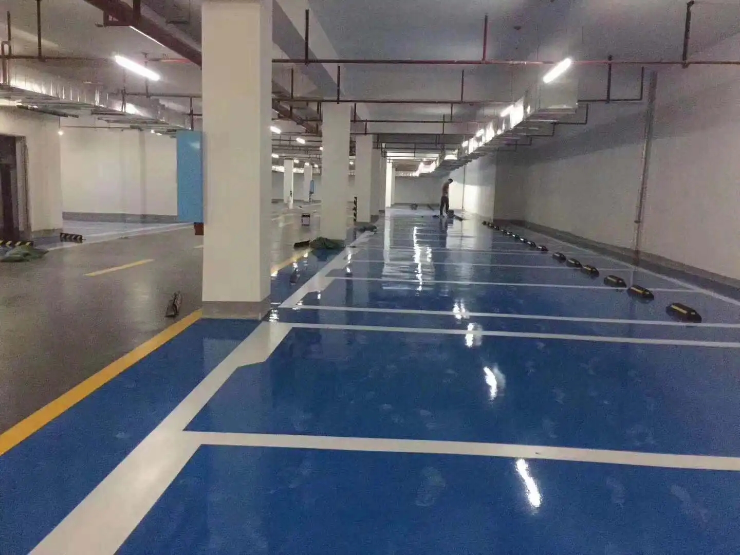 如何选择环氧地坪漆？